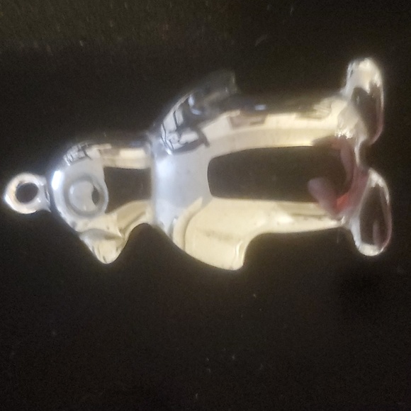 New Hand Carved Hematite Penguin Pendant. - Picture 2 of 11